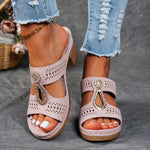 różowy